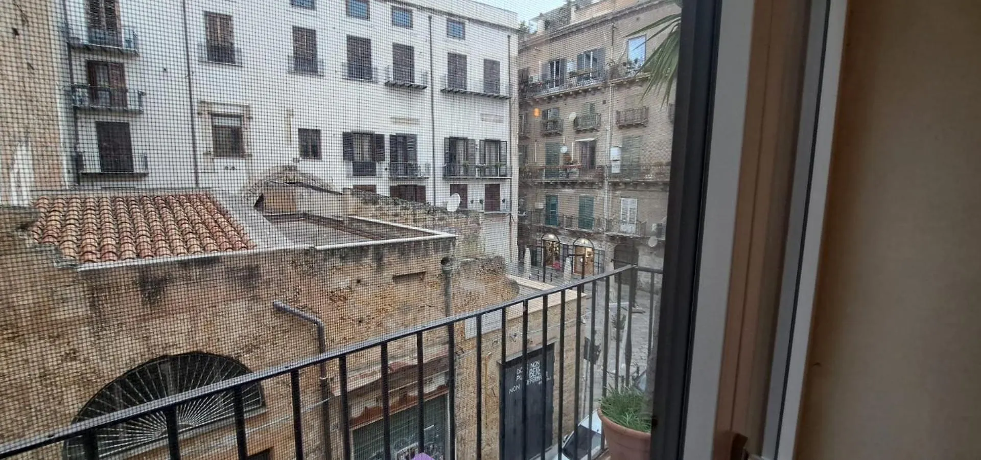 Guest house Ostello Exclusive Dependance Palermo